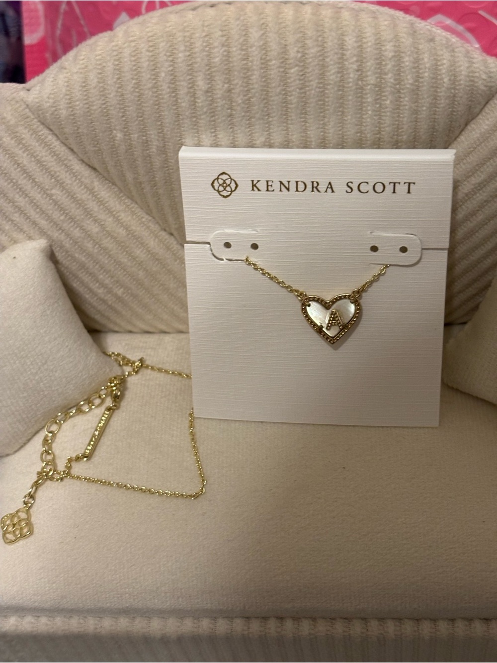 Kendra Scott Gold Heart Necklace with Mother-of-Pearl Inlay